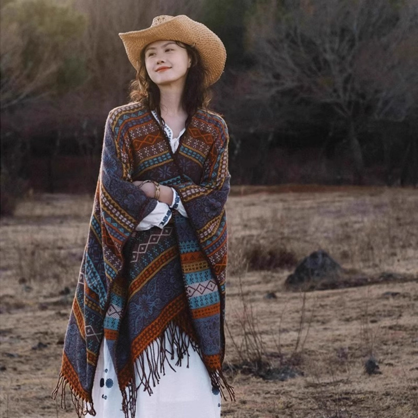2025新款云南川西藏新疆旅游外搭民族风披肩女斗篷空调房加厚围巾,淘宝优惠券,粉丝福利购,淘宝优惠卷