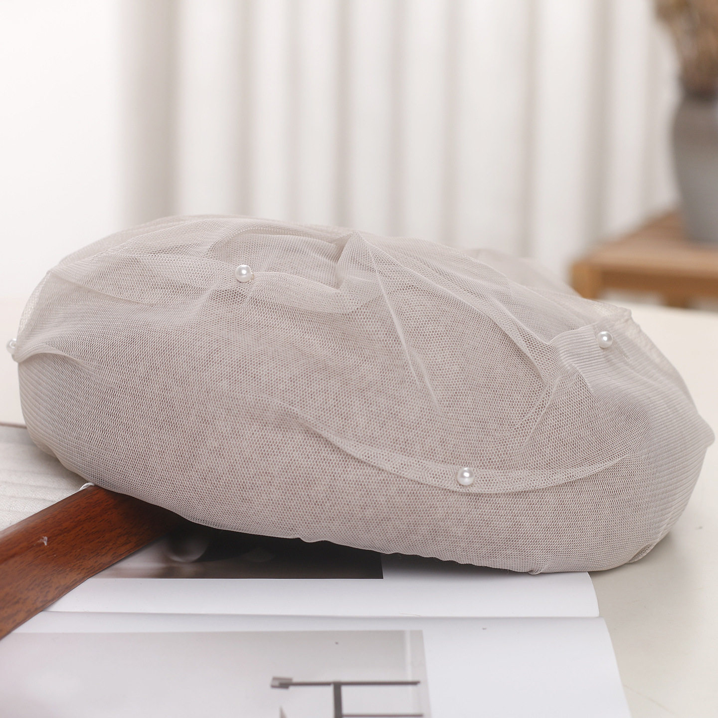 香港潮牌韩版优雅网纱珍珠羊毛贝雷帽子女秋冬复古蓓蕾帽显脸小气,淘宝优惠券,粉丝福利购,淘宝优惠卷