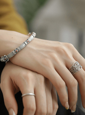 复古做旧蝴蝶无事牌镂空手镯女小众设计古典民族风开口手环送