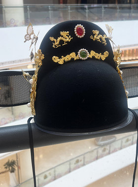 明制婚礼新娘乌纱翼善冠