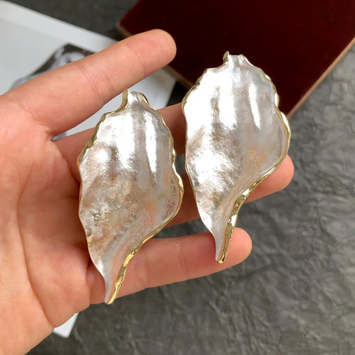 欧美风轻奢时髦不规则褶皱耳钉小众高级金属叶子气质新娘耳环配饰 - 图1