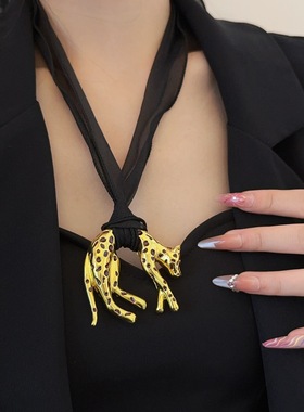 欧美风金色豹子吊坠夸张丝带项链