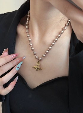 做旧土星吊坠香槟色珍珠串珠项链