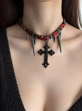 哥特风红色豹纹十字架吊坠项链女