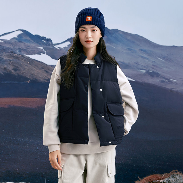 Champion stand collar down vest