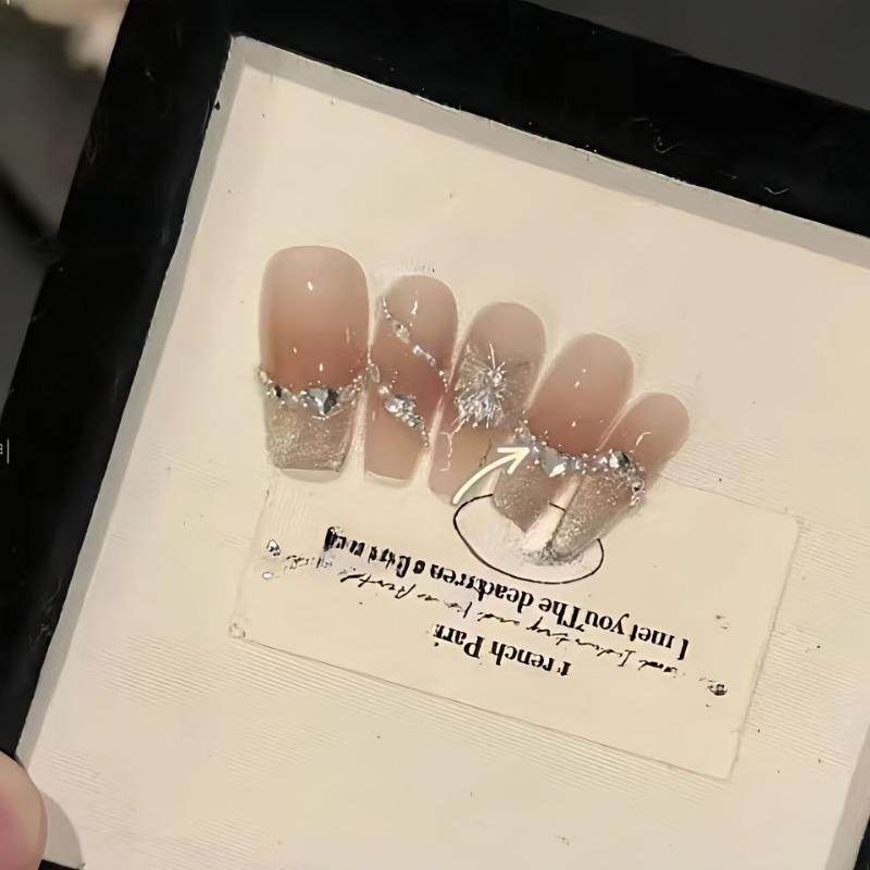 洛神歌赋纯手工穿戴甲高级法式新款立体蝴蝶显白晶石猫眼光疗美甲,淘宝优惠券,粉丝福利购,淘宝优惠卷