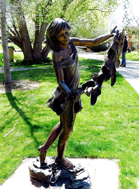 美女人物雕像玻璃钢铸铜摆件