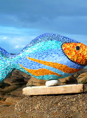 玻璃钢石材海洋生物海马雕塑