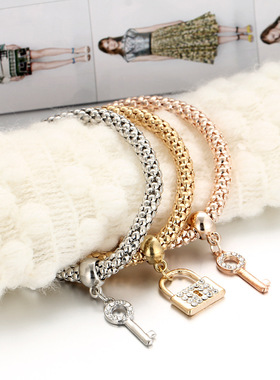 New alloy crystal key lock elastic bracelet for ladies女手链