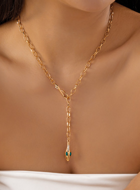 Women fashionable cross-shaped pendant necklace accessory女