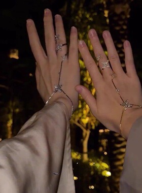 韩系千金感小众一体式闪钻蝴蝶手链戒指精致爆闪百搭手饰配饰