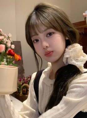 韩妹天菜韩系白色蕾丝大肠发圈女
