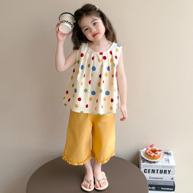 ຊຸດ summer ເດັກຍິງທີ່ສວຍງາມ 2026 summer ໃຫມ່ຂອງເດັກນ້ອຍສະໄຕລ໌ເກົາຫຼີ sleeveless ຂາກ້ວາງ pants ເດັກນ້ອຍຊຸດສອງສິ້ນ