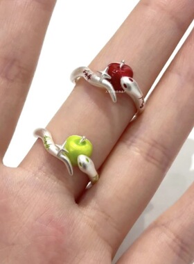 【7柒seven】甜酷风平安果灵蛇戒指清冷感小众精致本命年食指戒女