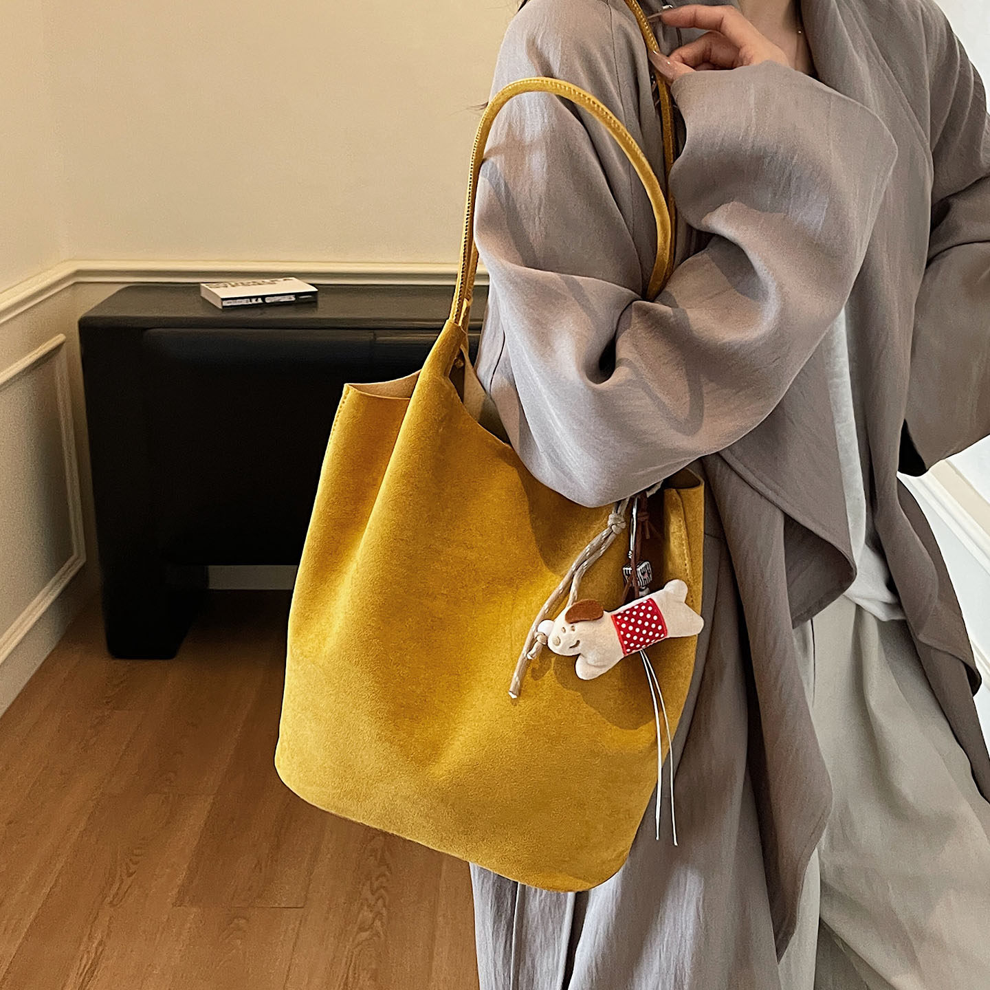 通勤休闲磨砂托特包女式2025百搭韩版气质ins大容量麂皮单肩包,淘宝优惠券,粉丝福利购,淘宝优惠卷