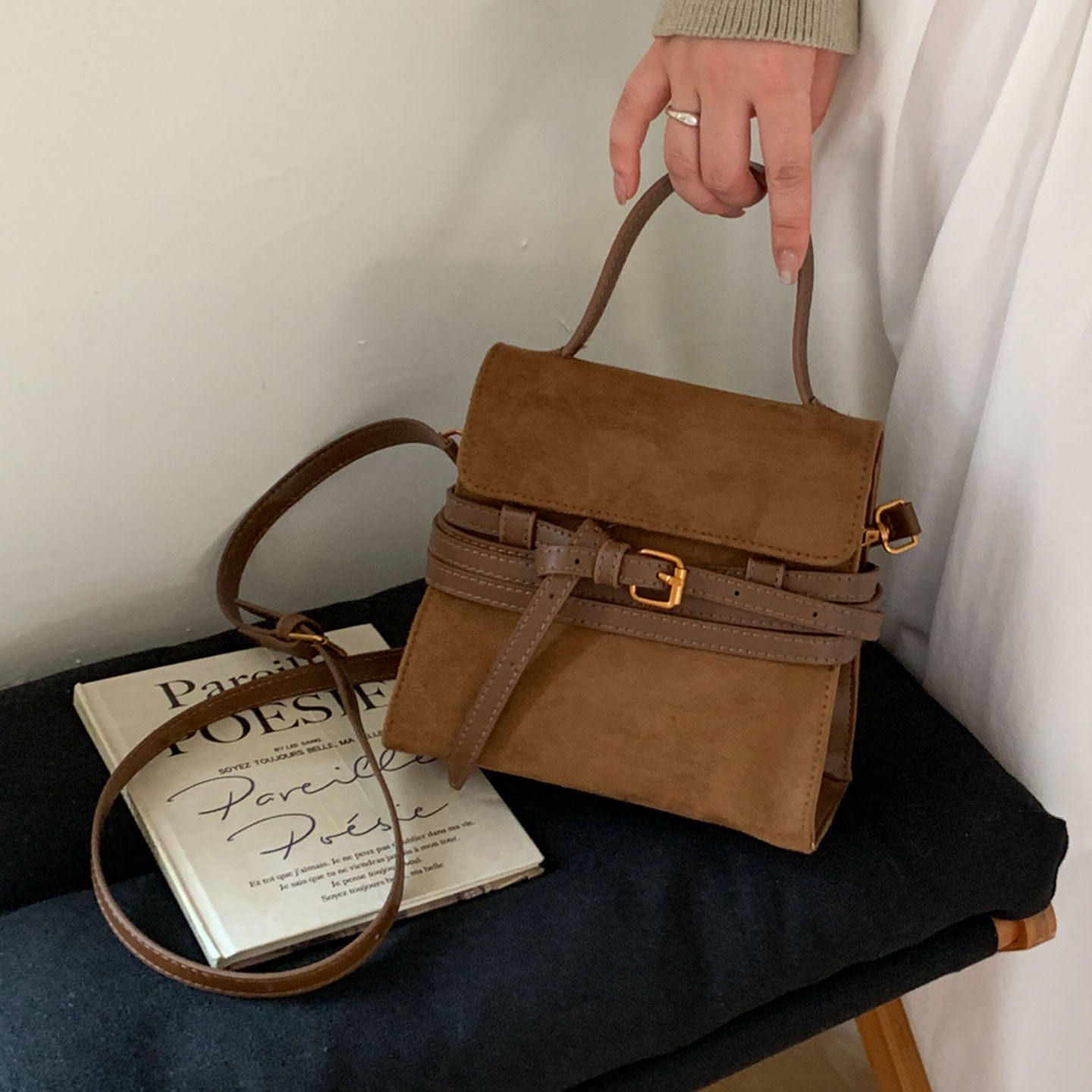 复古麂皮绒秋冬新款女日常通勤2025百搭高级感小众设计手提单肩包,淘宝优惠券,粉丝福利购,淘宝优惠卷