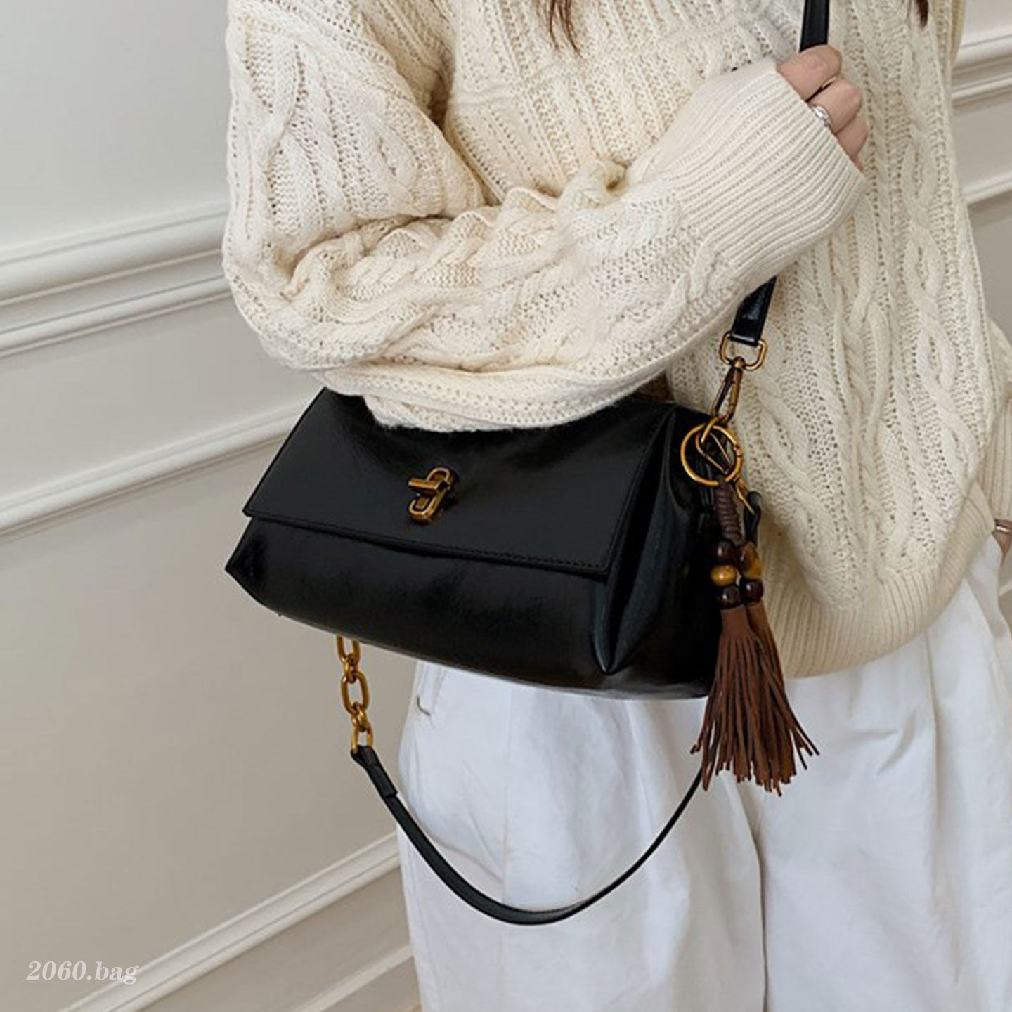 洋气时尚气质皮质高级感上班通勤精致单肩斜挎2025秋冬女式小方包,淘宝优惠券,粉丝福利购,淘宝优惠卷