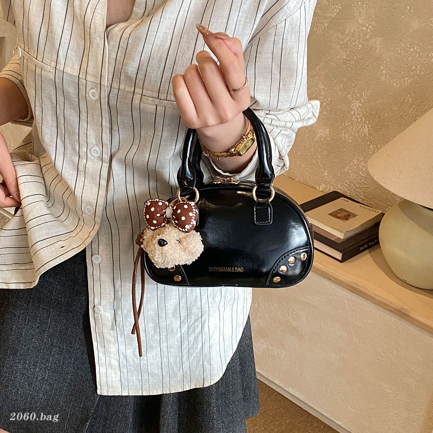 小众设计油蜡屁手提保龄球包女2026新款时尚斜挎包日韩风小方包,淘宝优惠券,粉丝福利购,淘宝优惠卷