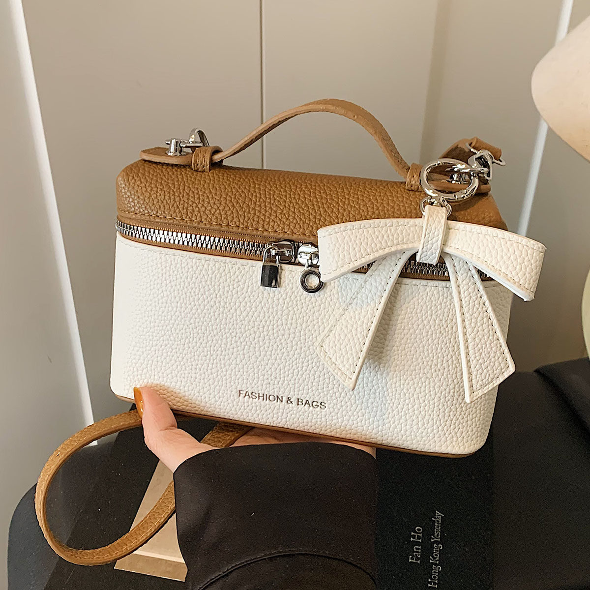 2025夏季新款荔枝纹饭盒包女时尚百搭凯莉包手提包简约单肩斜挎包,淘宝优惠券,粉丝福利购,淘宝优惠卷