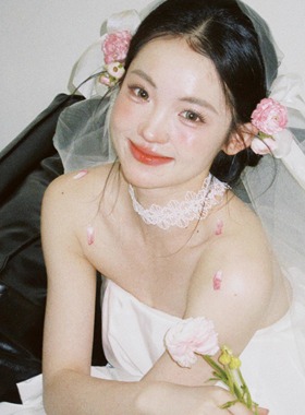 防过敏绑带遮疤蕾丝花朵项链女项圈choker锁骨链黑色颈链护颈饰品