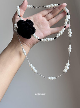 小香风黑色毛线珍珠项链毛衣链女高级感百搭花朵吊坠银色链条配饰