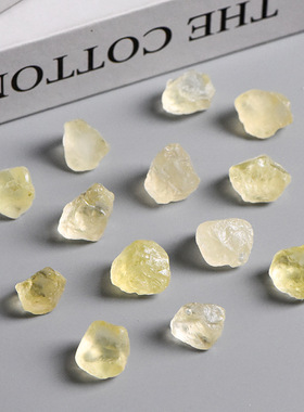 天然粉白水晶原石编绳绕线适用手工编织小颗粒摆件香薰扩香石