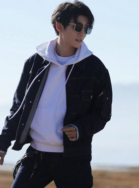 恰好是少年王俊凯同款女ins眼镜