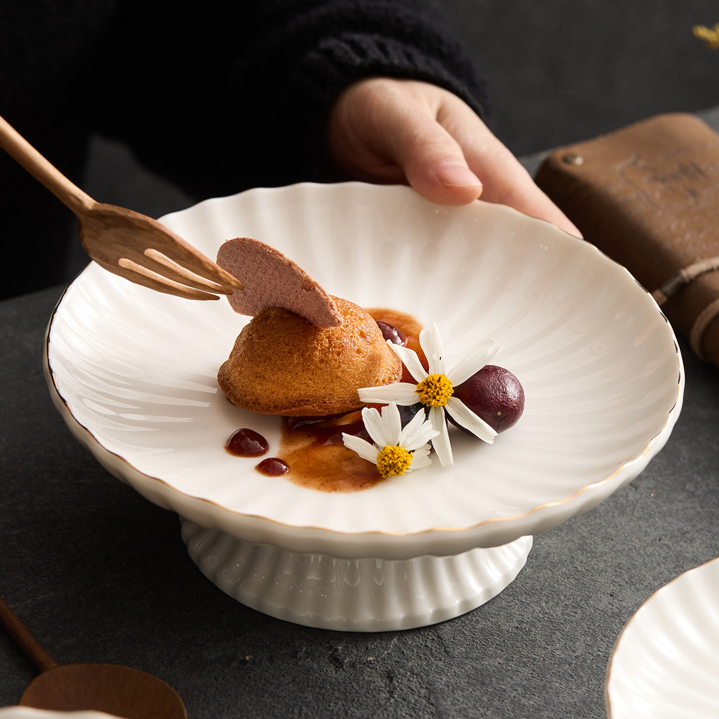 2026年新款精致小果盘零食盘办公室简约日常茶点下午茶甜品陶瓷盘,淘宝优惠券,粉丝福利购,淘宝优惠卷