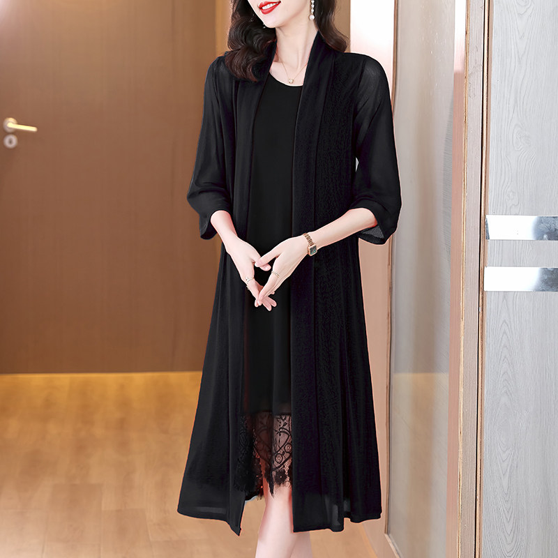  姿必美蕾丝衫/雪纺衫