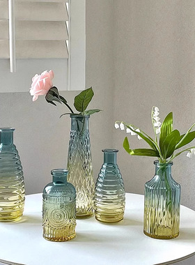 浮雕迷你香薰瓶ins风复古玻璃水培插花器家居客厅玻璃装饰摆件