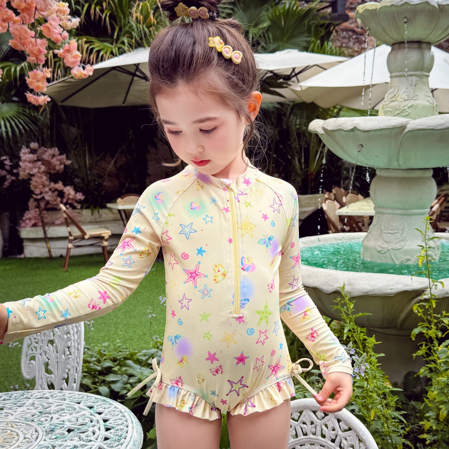 Girls summer star print sun protection swimsuit