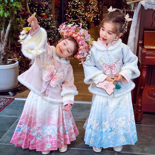 米米哈罗女童新中式马面裙加绒小女孩明制汉服半身裙冬装2025新款 - 图2