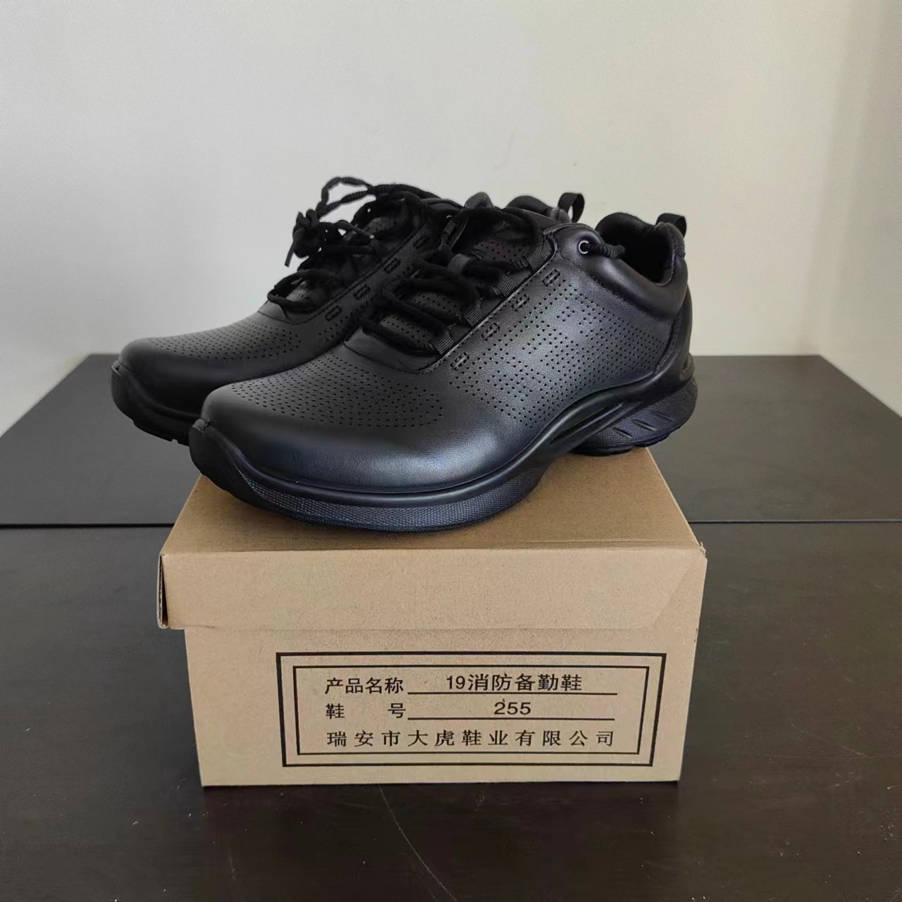 大虎正品新款19消款备勤鞋头层牛皮运动皮鞋夏季镂空透气带孔凉鞋,淘宝优惠券,粉丝福利购,淘宝优惠卷