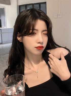 美女落泪项链女轻奢小众锁骨链2023年新款潮蝴蝶结高级感配饰早春