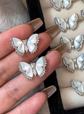 简约choker小众设计镶钻蝴蝶贝母石简约气质高级感轻奢耳钉毛衣链