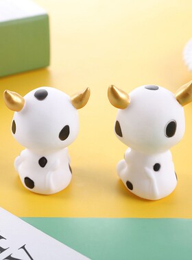 2026卡通小奶牛迷你景观DIY多肉摆件 可爱动物装饰 搪胶工艺品摆