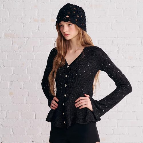 Aimme sparrow25FW 黑色亮钻V领开衫黑色logo标腰带短裤 - 图2