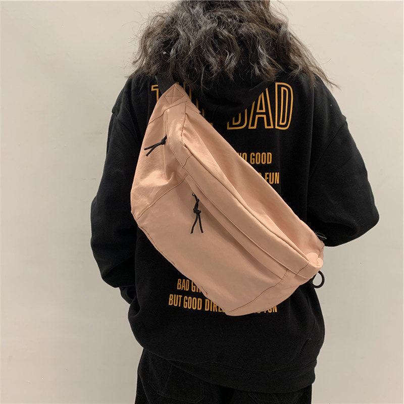 王一博同款大容量机能胸包 仟仁狮男士包袋