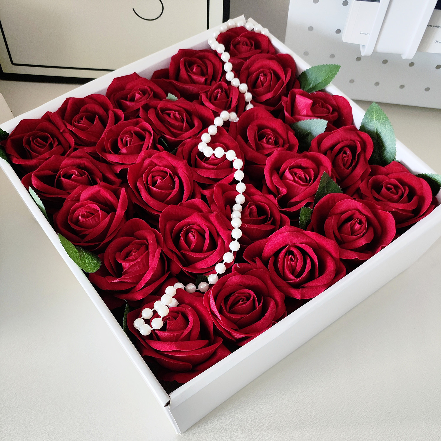 9加1情人节生日双层惊喜礼物会飞蝴蝶喷花送男友闺蜜弹射爆炸礼盒