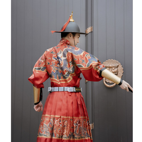 布许原创明制汉服锦衣卫飞鱼服配饰钢盔帽男斗笠盔帽飞碟盔女帽子 - 图1