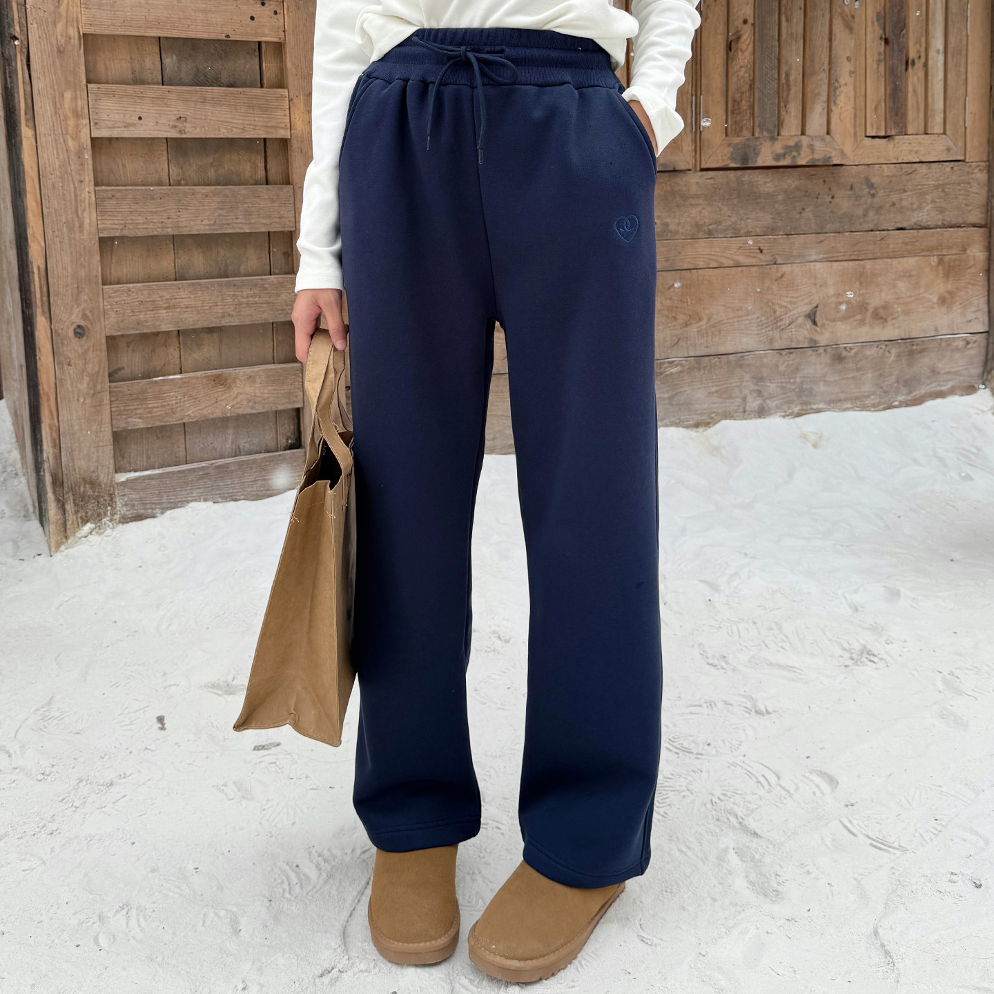 女童加绒裤子2025冬装女孩窄版直筒裤休闲阔腿裤加厚卫裤中大童,淘宝优惠券,粉丝福利购,淘宝优惠卷