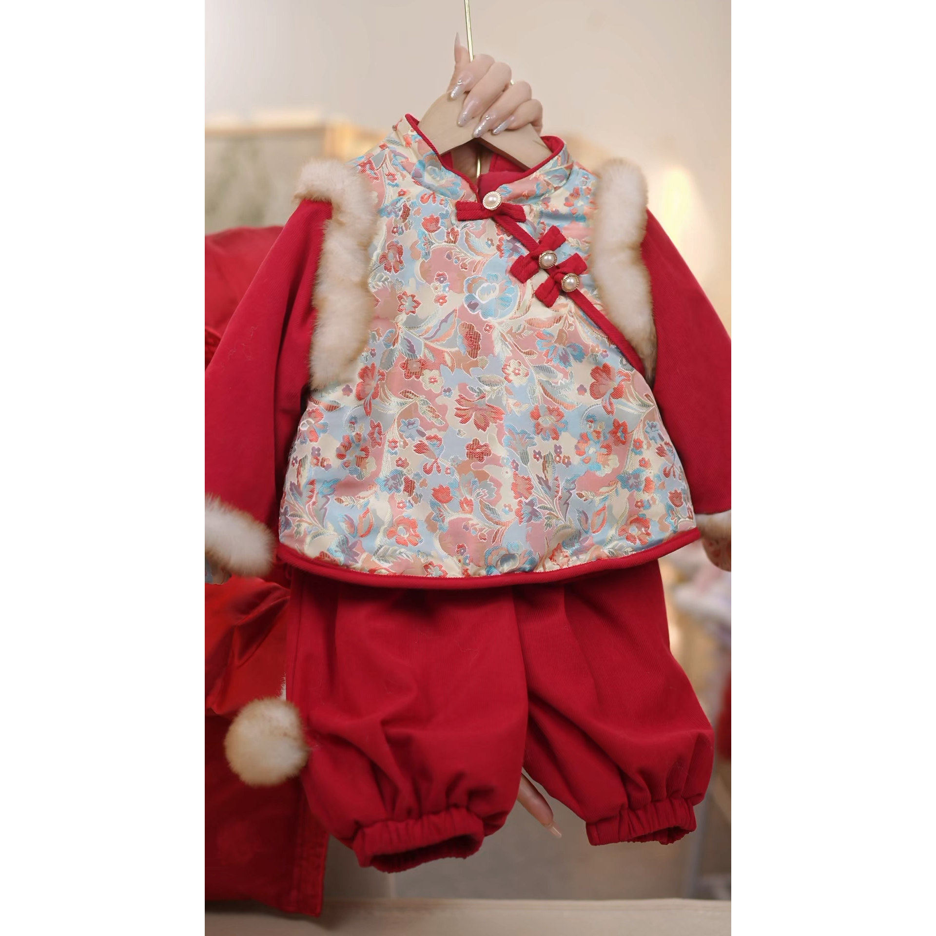 现货【锦绣】SC559女童冬款加绒加厚保暖外套灯笼裤国风拜年服,淘宝优惠券,粉丝福利购,淘宝优惠卷