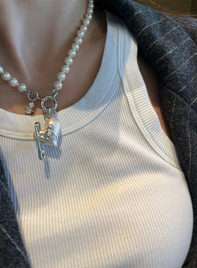 精工吊坠爱心别针珍珠项链金色银色沉甸甸手感小众时髦饰品