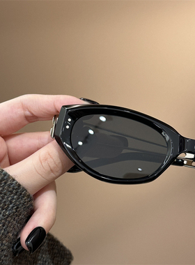 July七月老钱风椭圆墨镜