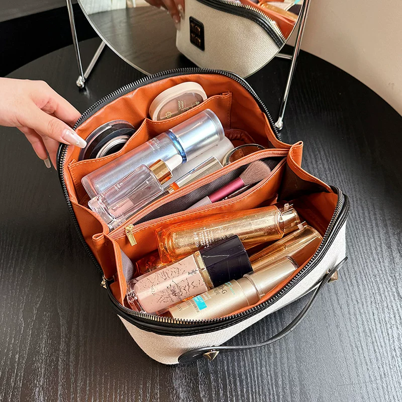 Retro capacious cosmetic bag, handheld organizer bag, high-end