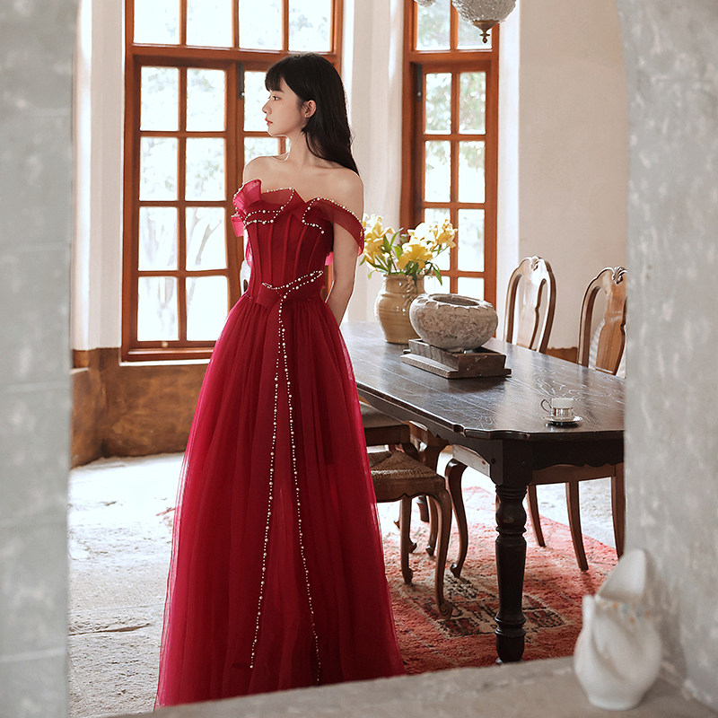高端酒红色宴会演出服一字肩晚礼服 兰聚礼服/晚装