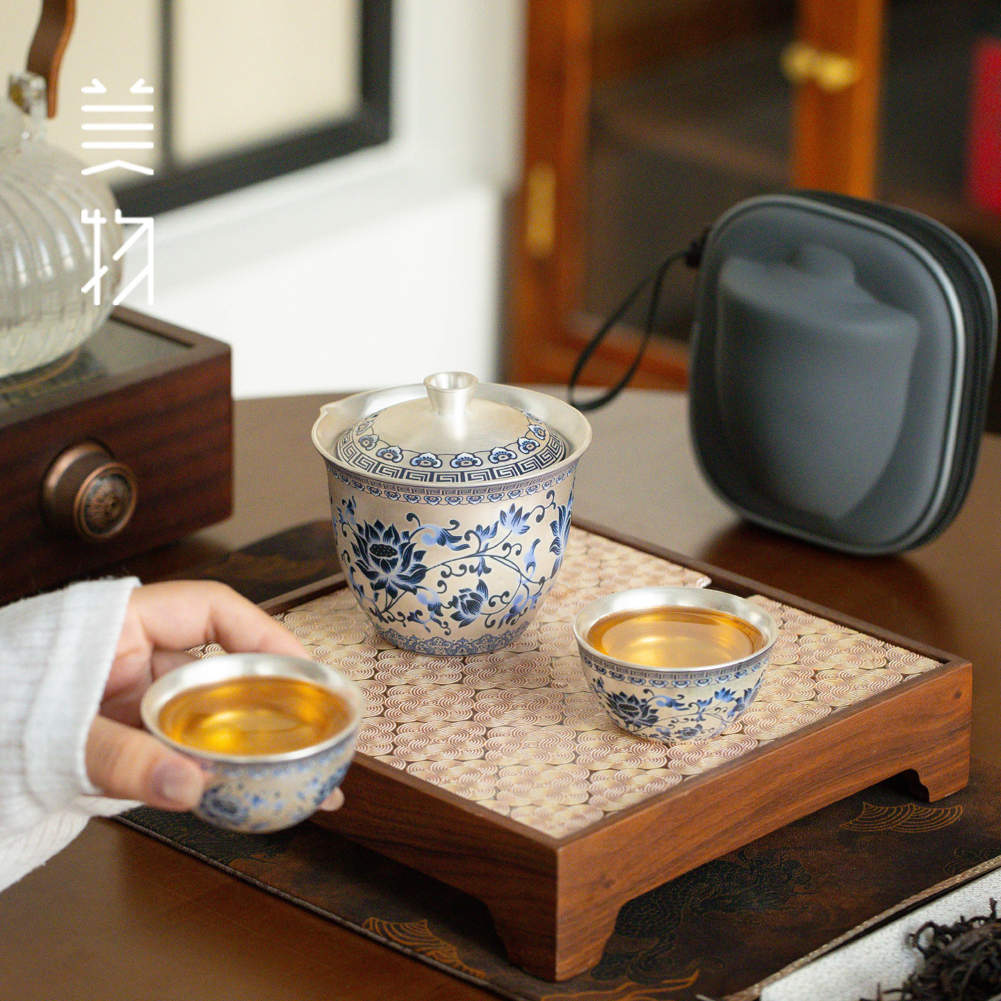 青花勾腾快客杯瓷胎包银高档便携式旅行茶具一壶二杯满彩功夫茶具,淘宝优惠券,粉丝福利购,淘宝优惠卷