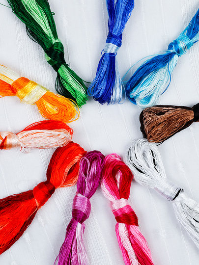 50色常用色蚕丝刺绣绣花线小支装苏绣绣线手工刺绣真丝丝线蜀湘粤