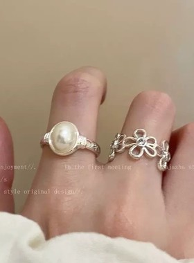 2026百搭四件戒套装新款喜庆红色星星滴釉戒指女小众食指戒复古港