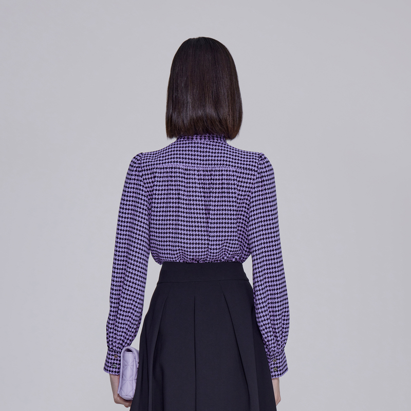 OBEG欧碧倩春季格子大飘带领气质干练上衣女百搭10443013 - 图1